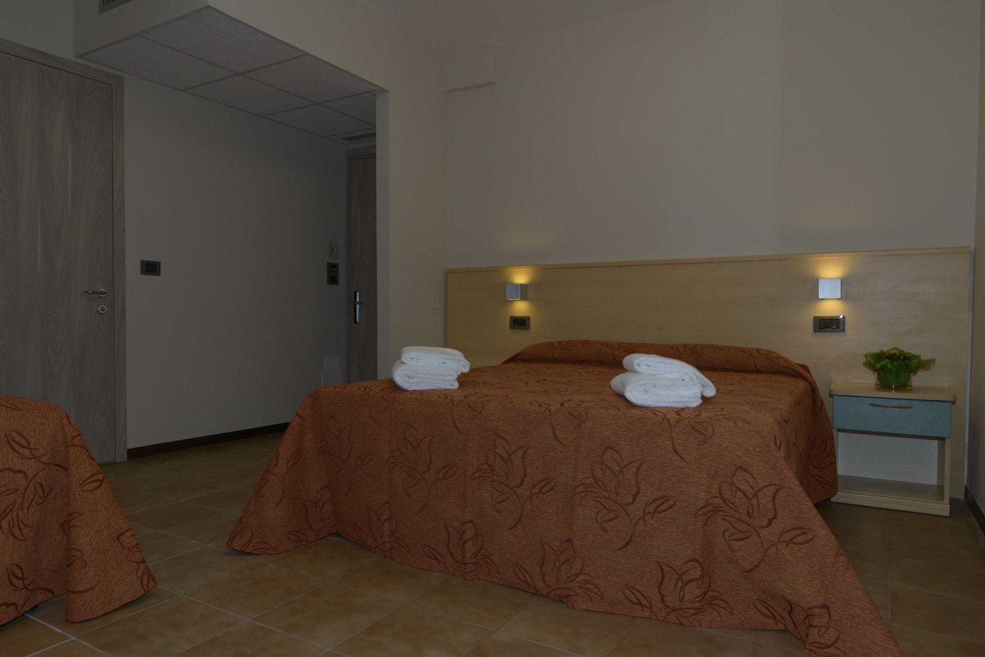Hotel San Benedetto Peschiera del Garda Exterior photo