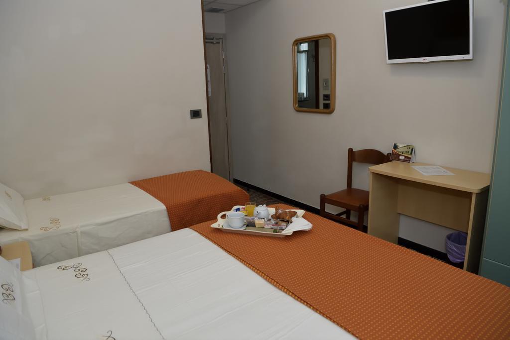 Hotel San Benedetto Peschiera del Garda Exterior photo